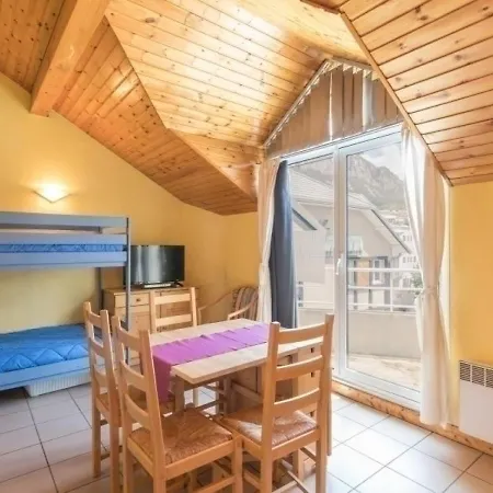 Apartman Cosy Avec Balcon, Parking Prive Et A 400m Des Telecabines - Centre-ville - Fr-1-330c-19
