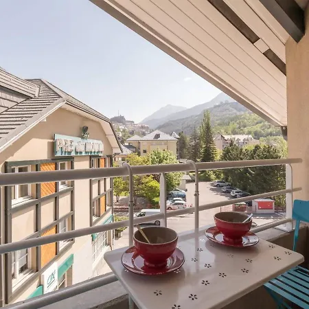 Cosy Avec Balcon, Parking Prive Et A 400m Des Telecabines - Centre-ville - Fr-1-330c-19 Apartman Briançon